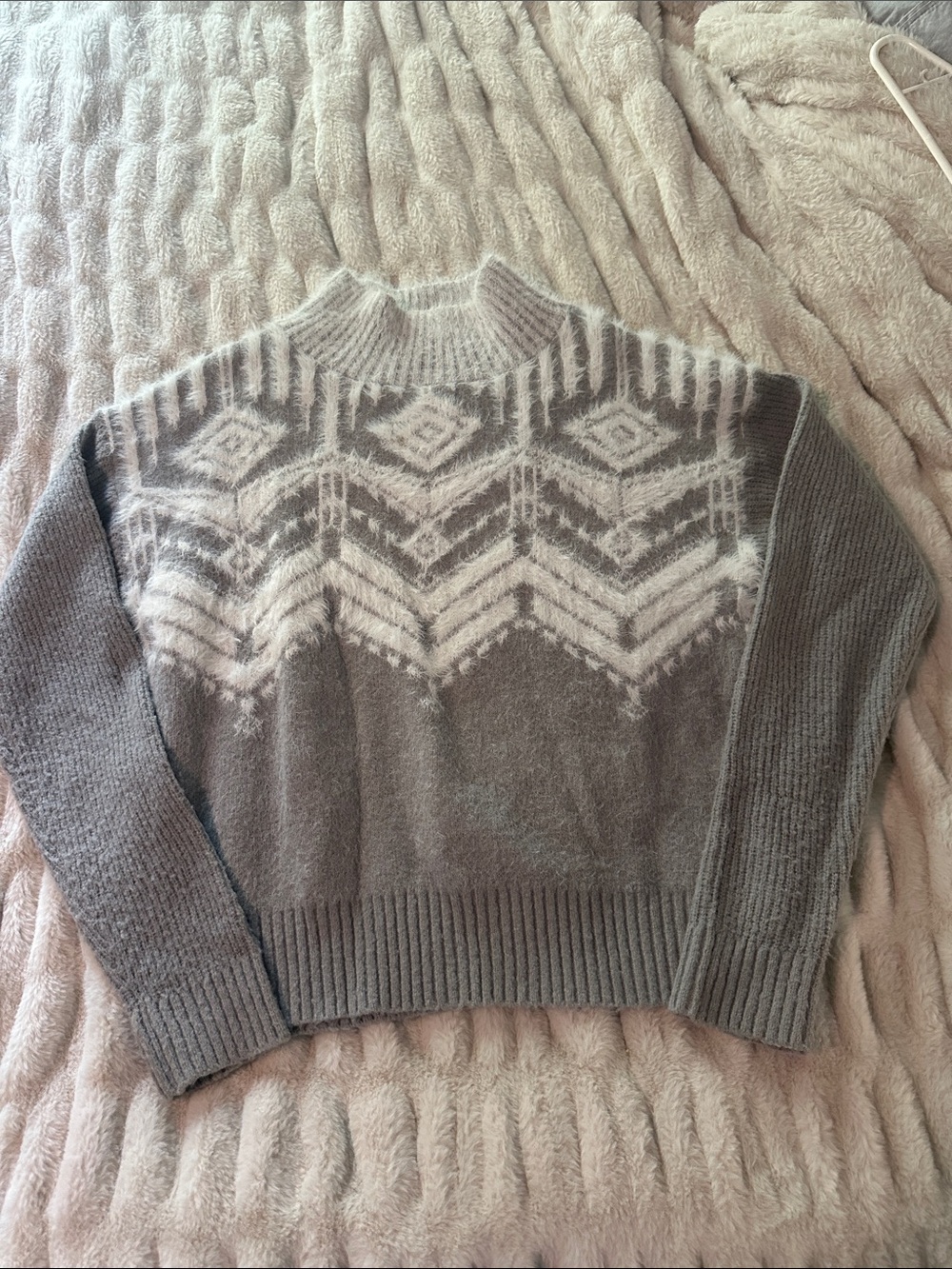 Cozy Gray Fair Isle Mock Neck Sweater Womens size Medium